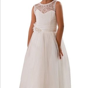 Lace Embellished A-Line Sleeveless Girls Dress
